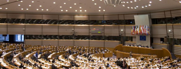 La sociedad civil pide al Parlamento Europeo que apoyen con su voto la futura ley europea sobre rendición de cuentas empresarial.